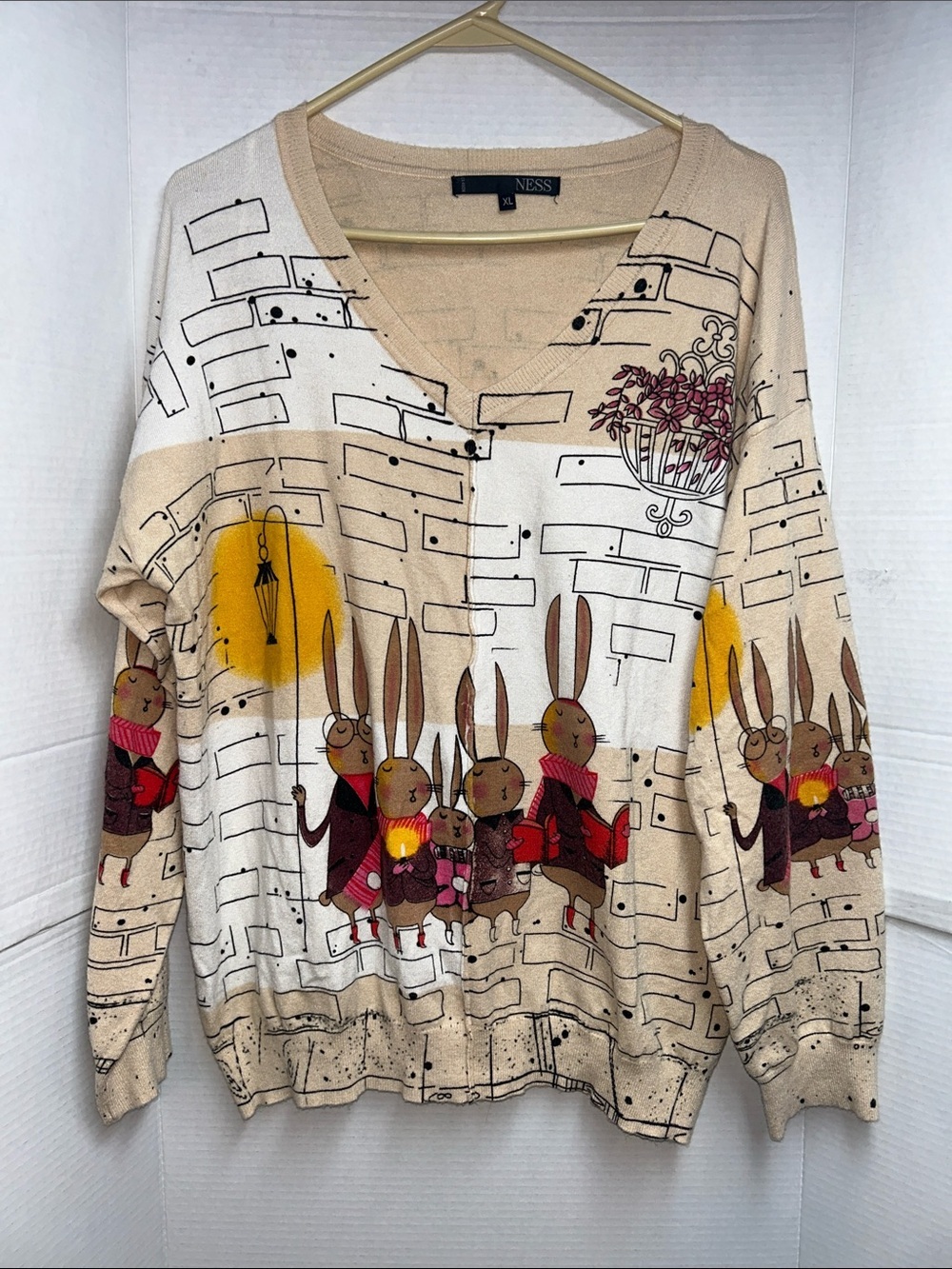 Ness Cream Bunny Print V-Neck Sweater size XL